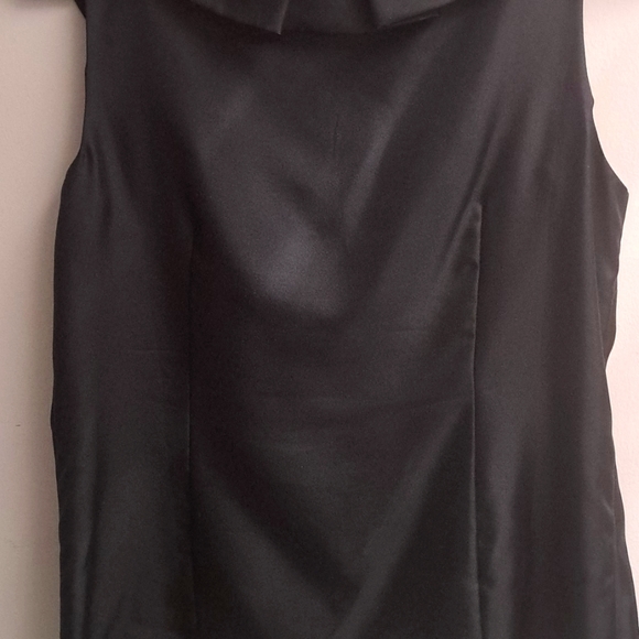 Ann Taylor black, Silk, Sleeveless blouse. Size 10. 100% Silk. - Picture 4 of 4
